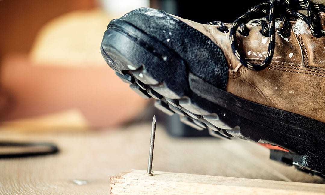 Why Safety Shoes Are Important at the Workplace